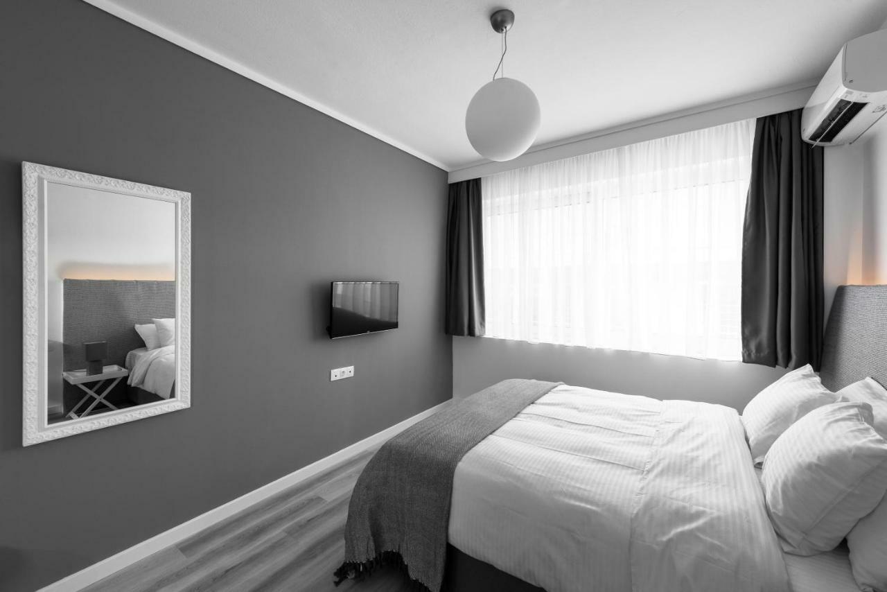 M&F Luxury Suites M Suite Thessaloniki Exterior photo