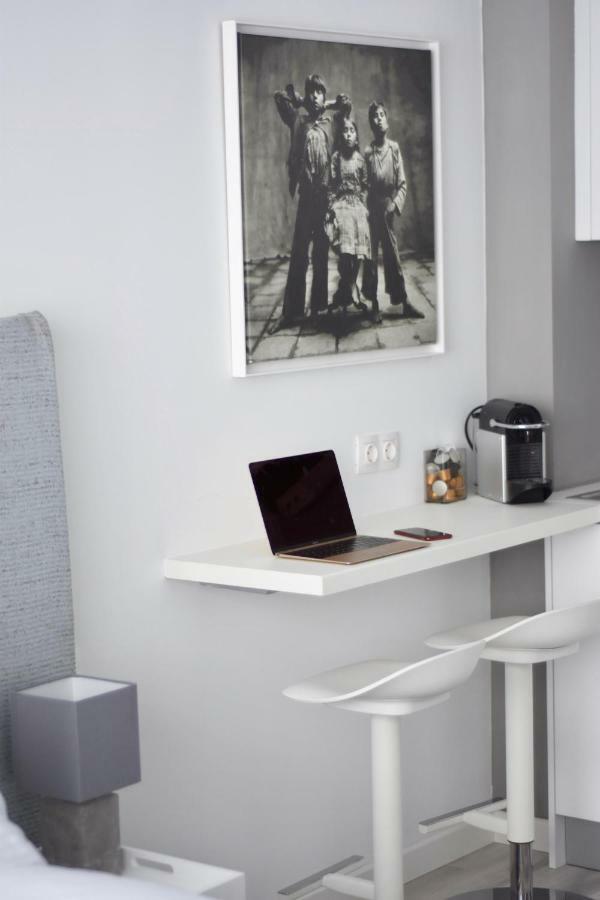 M&F Luxury Suites M Suite Thessaloniki Exterior photo