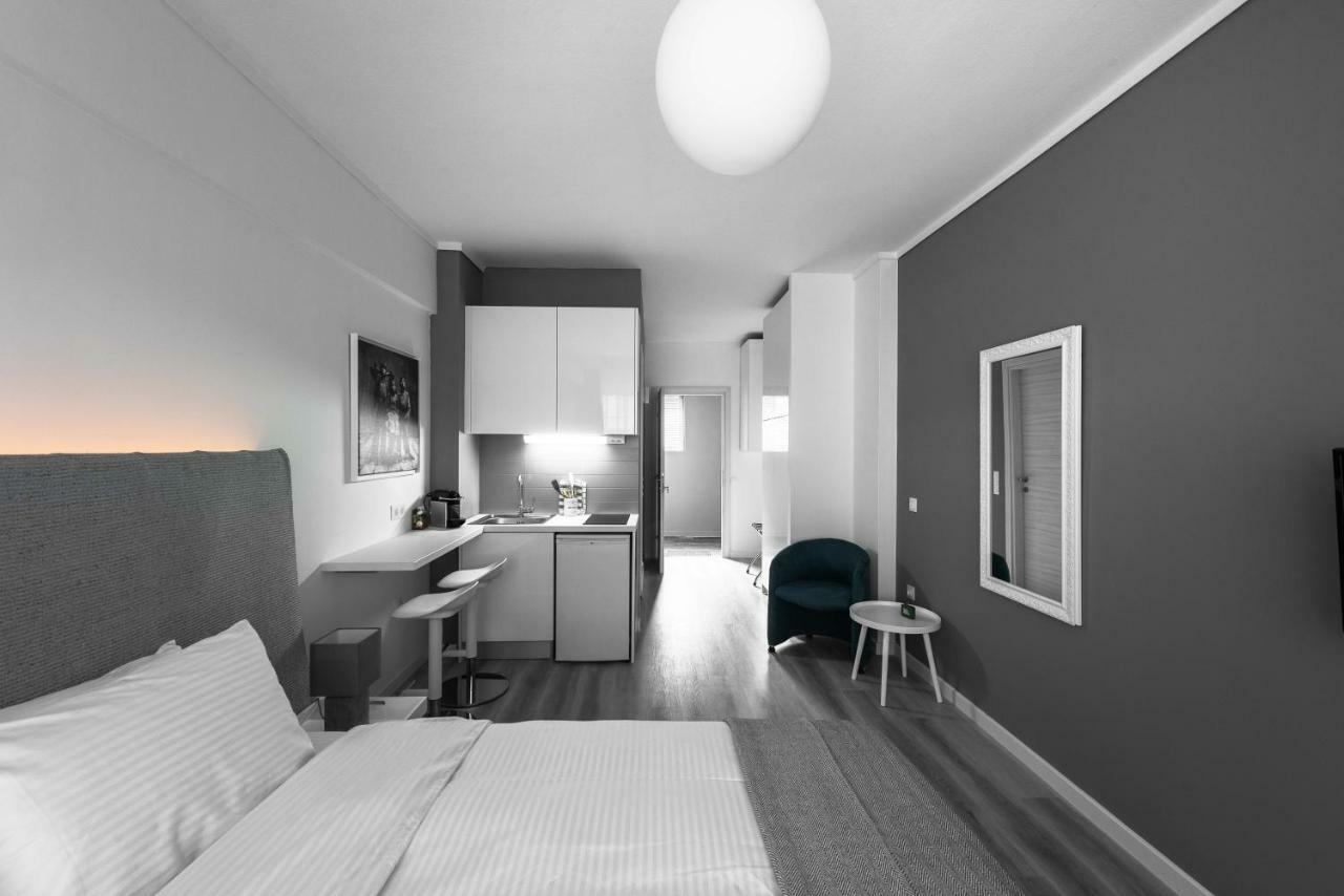 M&F Luxury Suites M Suite Thessaloniki Exterior photo
